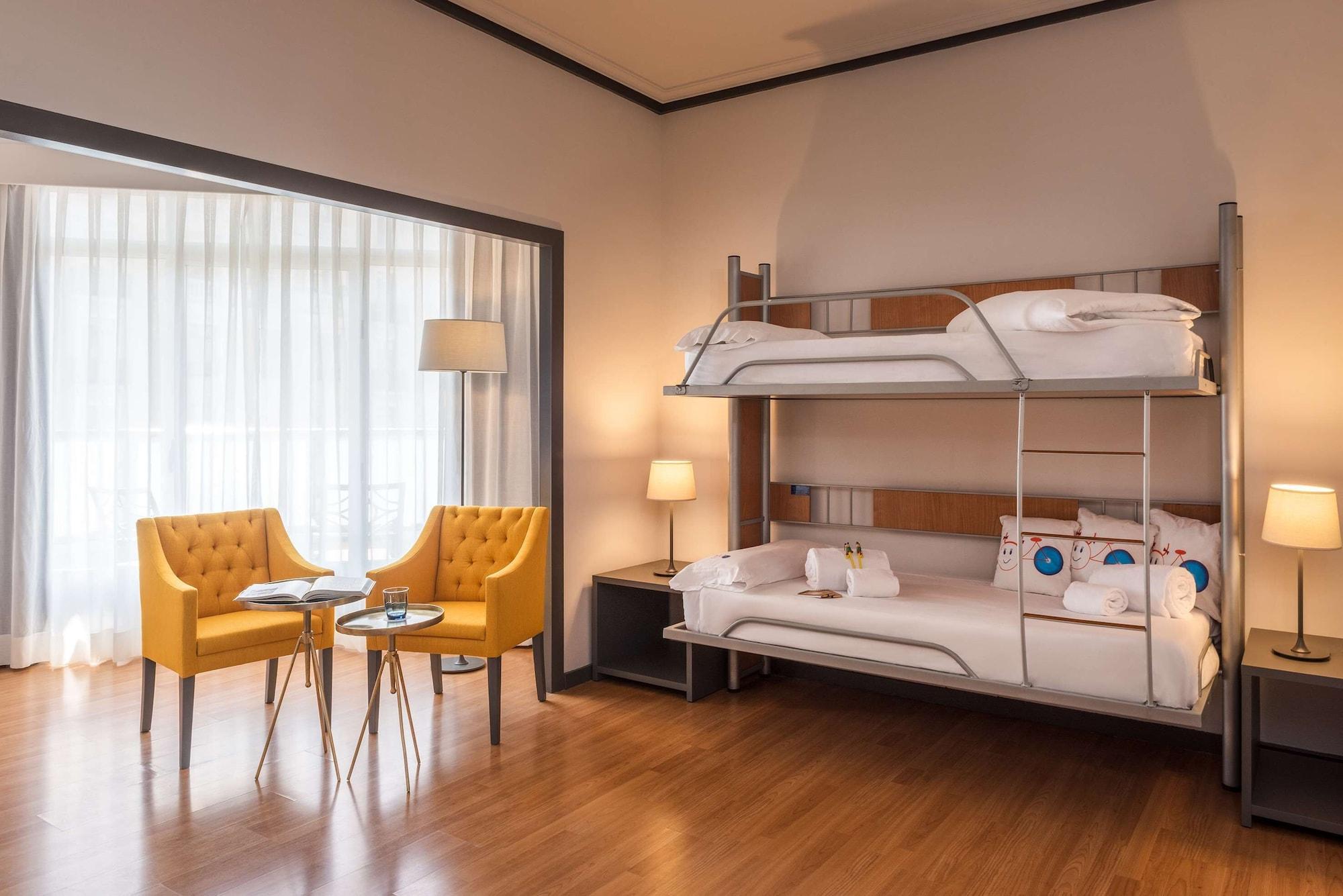 Hotel Madrid Plaza De Espana, Affiliated By Melia Экстерьер фото